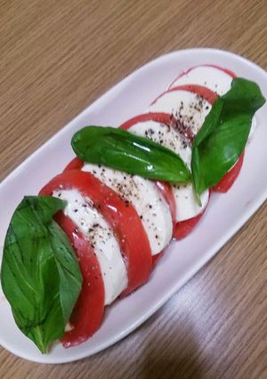 切るだけ(*^m^*)簡単!カプレーゼ-レシピのメイン写真
