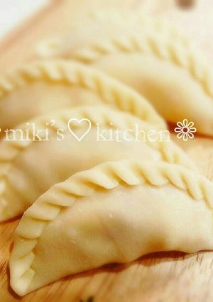 ＊ちょこっと可愛い＊餃子の包み方-レシピのメイン写真