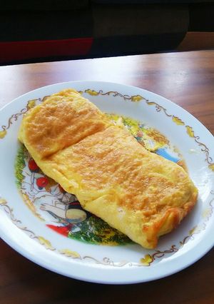 シンプルな簡単チーズオムレツ-レシピのメイン写真