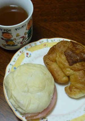 ホットチョコクロワッサンとハムチーズパン-レシピのメイン写真