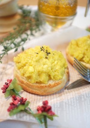 スイートポテト風イングリッシュマフィン♪-レシピのメイン写真