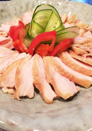 フライパンで簡単蒸し鶏モモ肉とネギソース-レシピのメイン写真