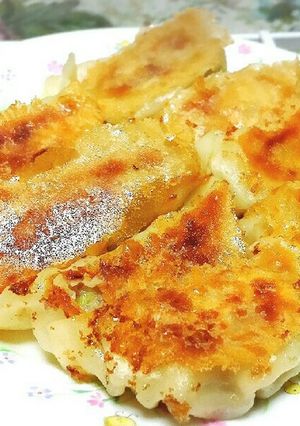 そのままで美味～黒豚入り中華風パリ餃子♥-レシピのメイン写真