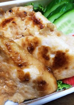 驚きの柔らかさ！鷄ムネ肉ゆず蜂蜜味噌漬け-レシピのメイン写真