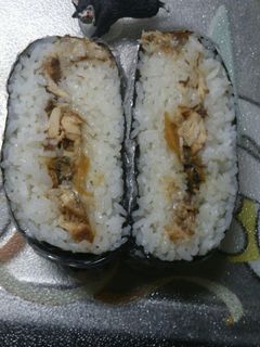 旦那のランチ☆サバの味噌煮オニギラズ☆-レシピのメイン写真