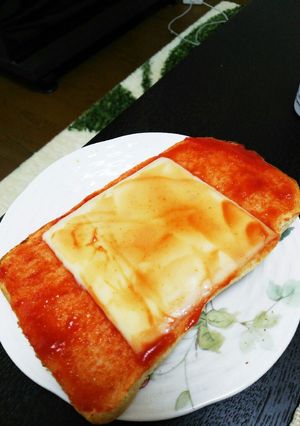 なんちゃってピザトースト-レシピのメイン写真
