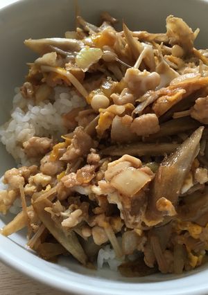 野菜とそぼろの卵とじ丼*-レシピのメイン写真