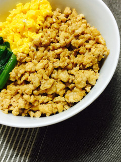 豆腐たっぷり!ヘルシー鶏そぼろ-レシピのメイン写真