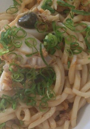 ランチや夕飯に、むきホタテ貝の焼きうどん-レシピのメイン写真