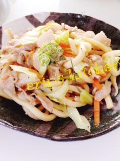 めんつゆだけ♡簡単すぎる焼きうどん-レシピのメイン写真