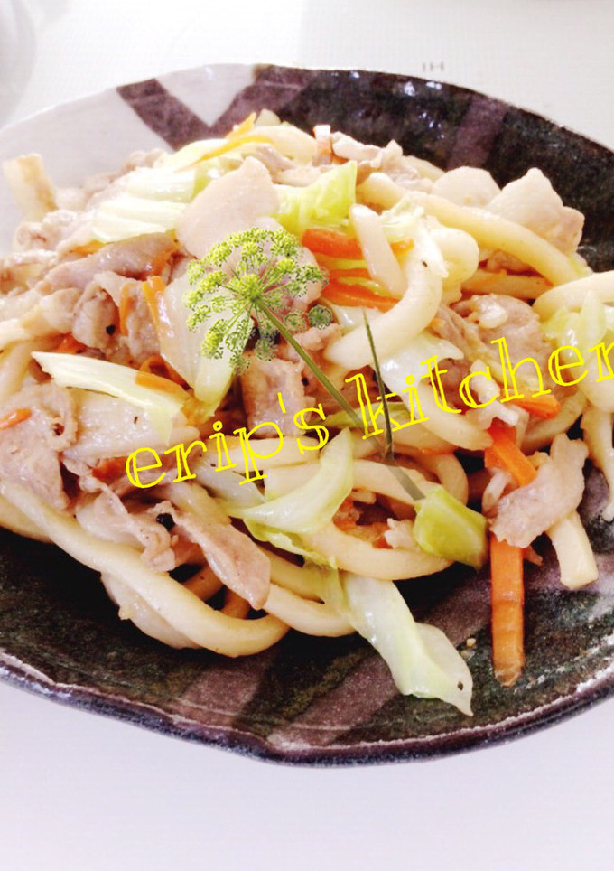 めんつゆだけ♡簡単すぎる焼きうどん-レシピのメイン写真