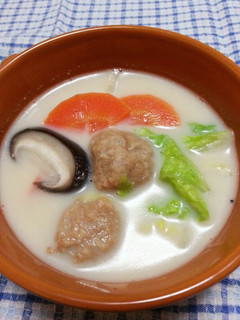 あったかい♡鶏だんごの豆乳スープ-レシピのメイン写真