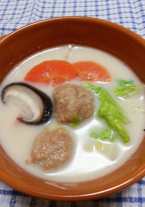 あったかい♡鶏だんごの豆乳スープ-レシピのメイン写真