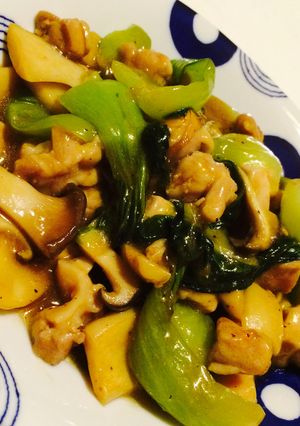 チンゲン菜と鶏モモ肉のオイスター炒め-レシピのメイン写真
