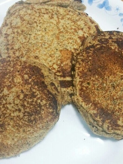 簡単!ダイエット栄養満点全粒粉パンケーキ-レシピのメイン写真