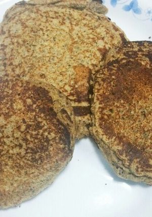 簡単!ダイエット栄養満点全粒粉パンケーキ-レシピのメイン写真