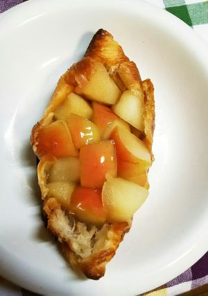 クロワッサンDE五郎丸風アップルパイ♪-レシピのメイン写真