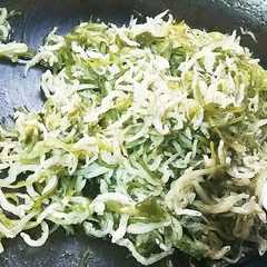 簡単 給食の茎ワカメの煮物-レシピのメイン写真