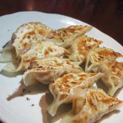 รูปของ キムチ納豆餃子