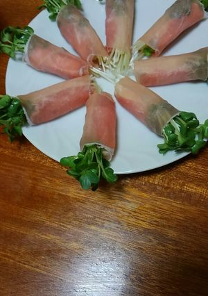 簡単おつまみ。生ハム巻き-レシピのメイン写真