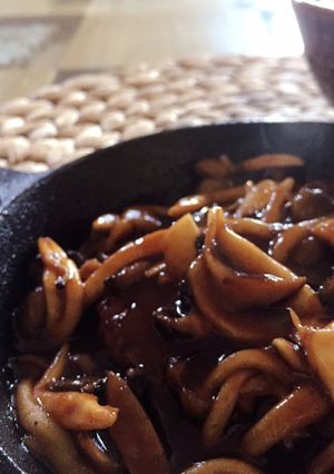 スキレットでジュージューきのこハンバーグ-レシピのメイン写真