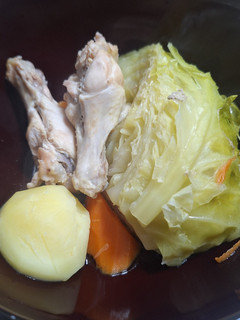キャベツひと玉と手羽元の薄味ポトフ-レシピのメイン写真
