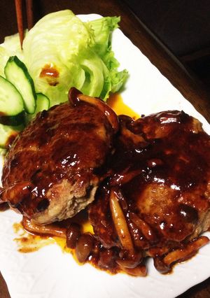 簡単★野菜たっぷり、ふわふわハンバーグ！-レシピのメイン写真