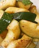 巨大ズッキーニのマヨネーズ焼き。