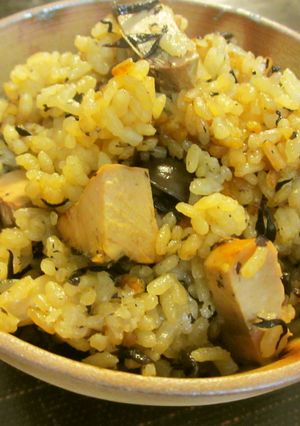 自慢の一品☆焼き鰹のたきこみご飯-レシピのメイン写真