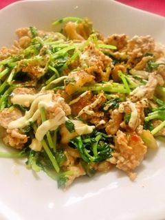 豆苗入り豚キムチ炒め-レシピのメイン写真