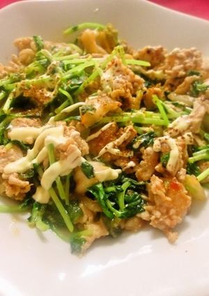 豆苗入り豚キムチ炒め-レシピのメイン写真