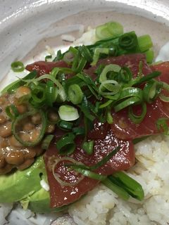 アボカドとマグロの元気丼-レシピのメイン写真