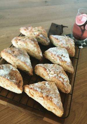 バナナとナッツのハニースコーン-レシピのメイン写真