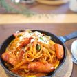 スキレットで!熱々ナポリタン