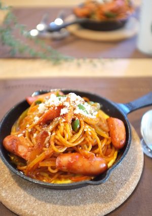 スキレットで！熱々ナポリタン-レシピのメイン写真