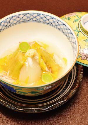 料亭 秀の小蕪と秋茄子の菊花あんかけ-レシピのメイン写真