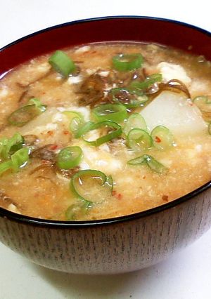 じゃが芋もずくのキムたま味噌スープ-レシピのメイン写真