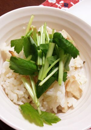 松茸お吸い物の素で松茸風炊き込みごはん-レシピのメイン写真