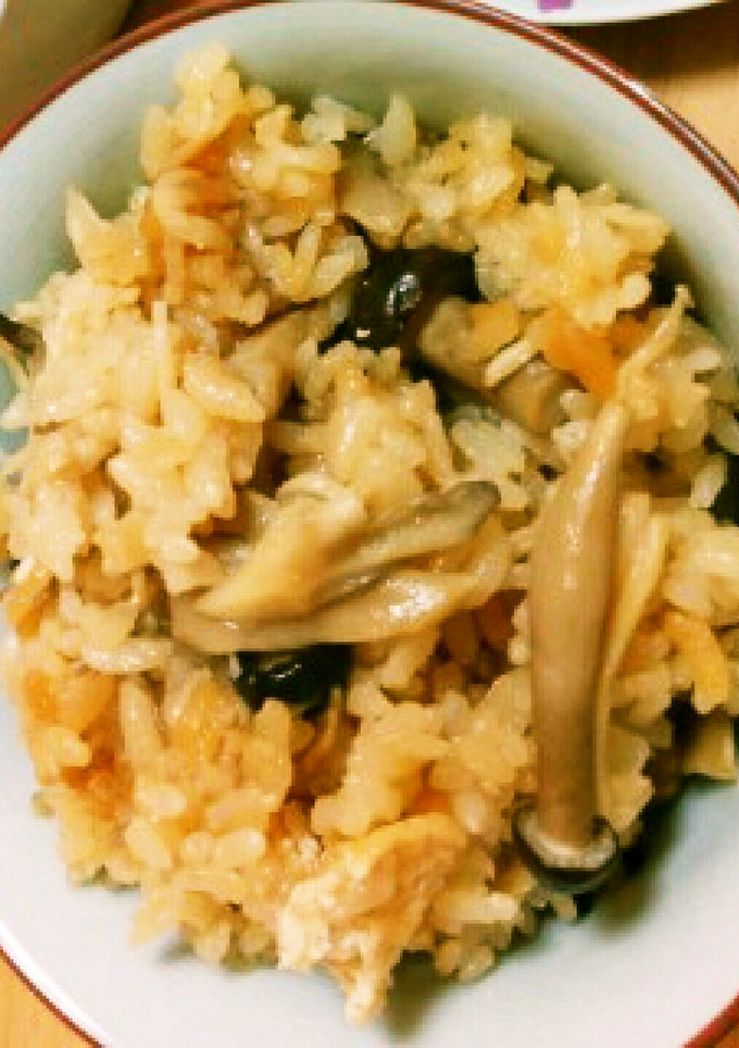 だし汁を使った　簡単♪きのこご飯-レシピのメイン写真