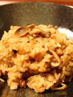 炊飯器で簡単!きのこの炊き込みご飯-レシピのメイン写真