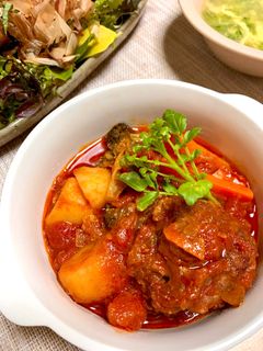 トマト煮込みハンバーグ-レシピのメイン写真