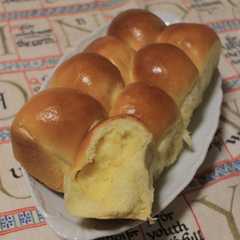 รูปของ カスタードクリームも自家製ちぎりパン