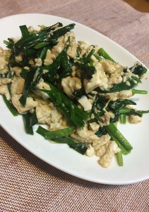 簡単!ニラ・豆腐・卵の炒め物-レシピのメイン写真