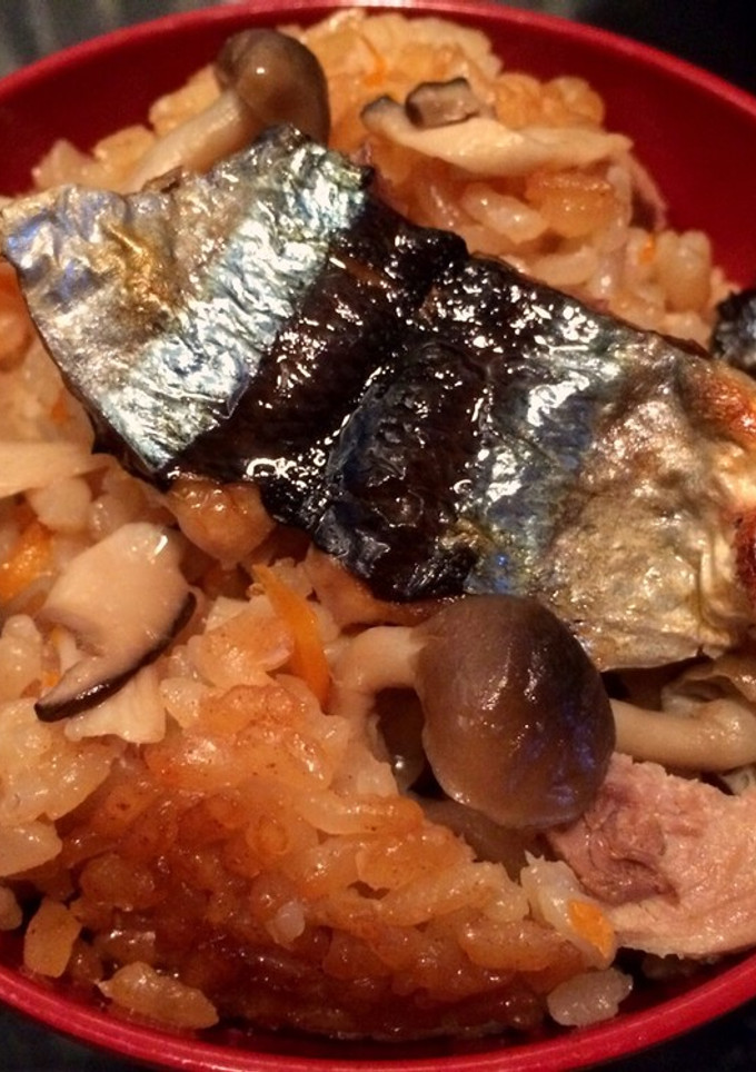 秋刀魚とキノコの炊き込みご飯☆柚子風味♪-レシピのメイン写真