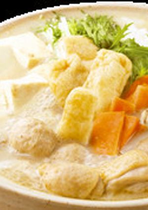 鶏肉と肉だんごのごま豆乳鍋-レシピのメイン写真