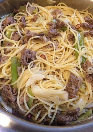 牛肉とネギのペペロンチーノ-レシピのメイン写真