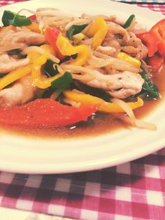 野菜を摂取!パプリカ・ピーマン・豚肉炒め-レシピのメイン写真