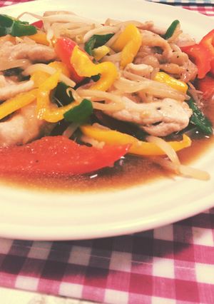 野菜を摂取！パプリカ・ピーマン・豚肉炒め-レシピのメイン写真