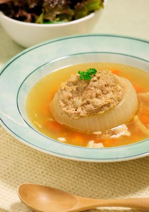 まるごと玉ねぎの肉詰め煮込み-レシピのメイン写真