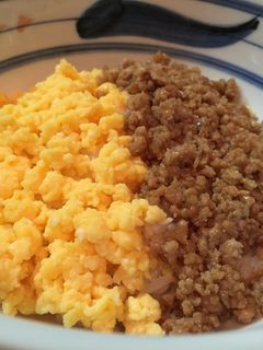 鶏そぼろ丼-レシピのメイン写真